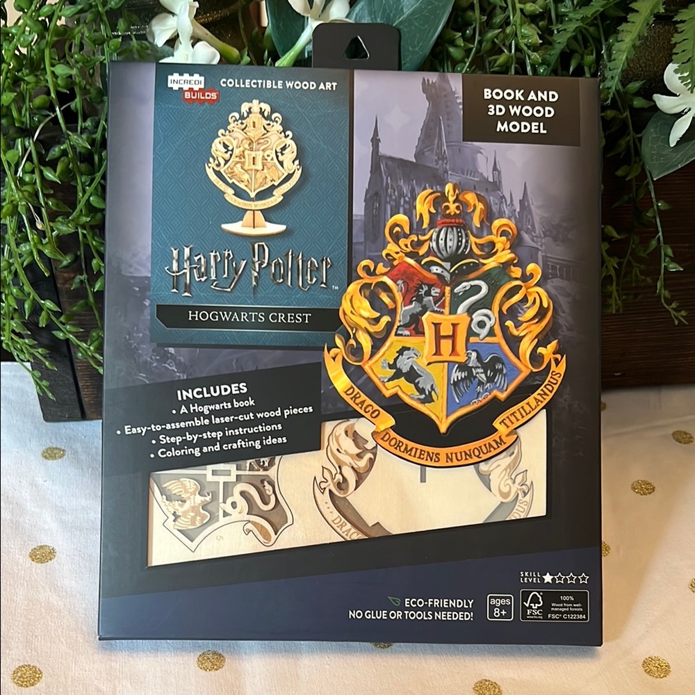 Harry Potter Hogwarts Crest 3D Wood Model